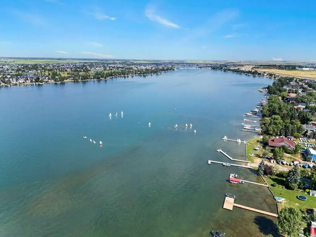 183 Kinniburgh Road Chestermere AB T1X0T8