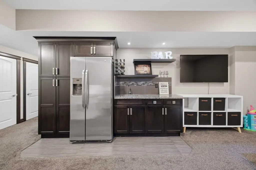 21 Parkridge Crescent Blackfalds AB T4M 0H2