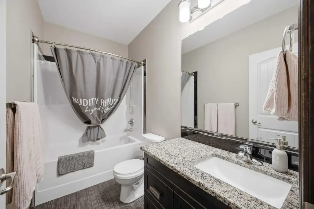 21 Parkridge Crescent Blackfalds AB T4M 0H2