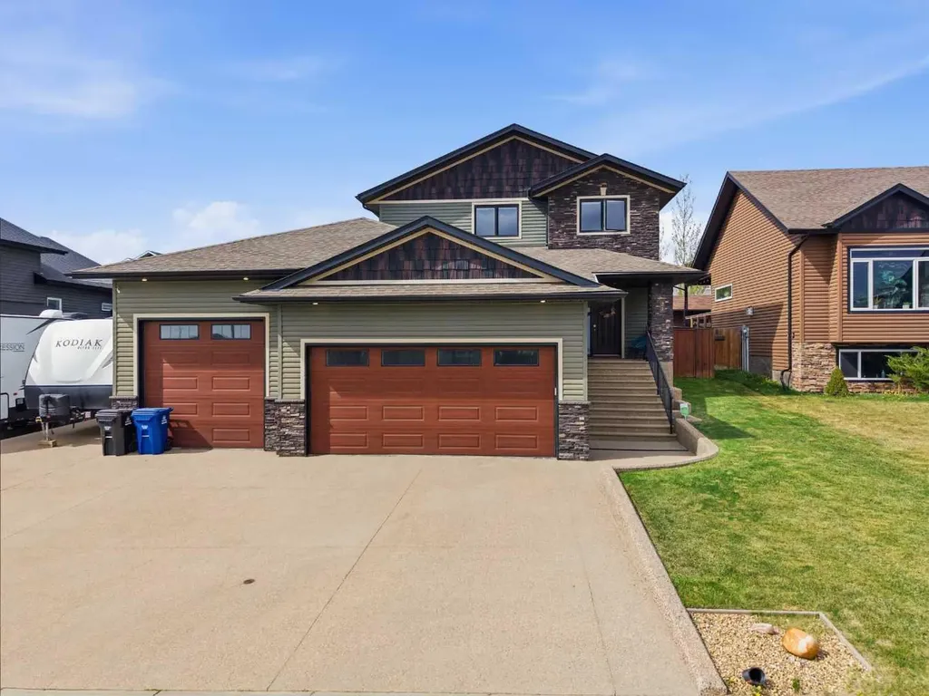 21 Parkridge Crescent Blackfalds AB T4M 0H2