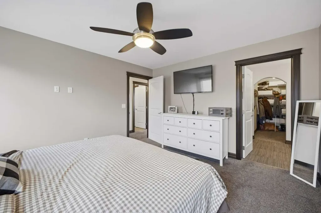 21 Parkridge Crescent Blackfalds AB T4M 0H2