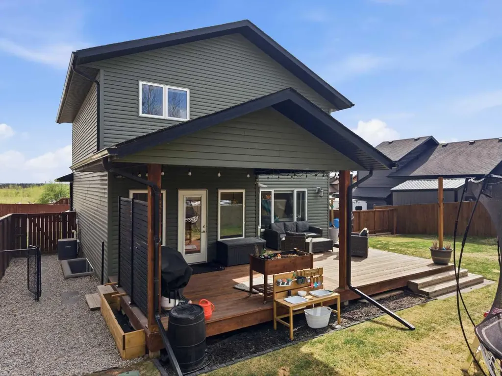 21 Parkridge Crescent Blackfalds AB T4M 0H2