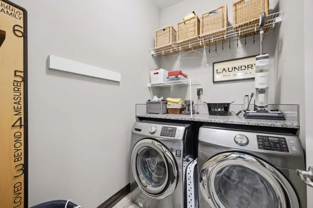 21 Parkridge Crescent Blackfalds AB T4M 0H2
