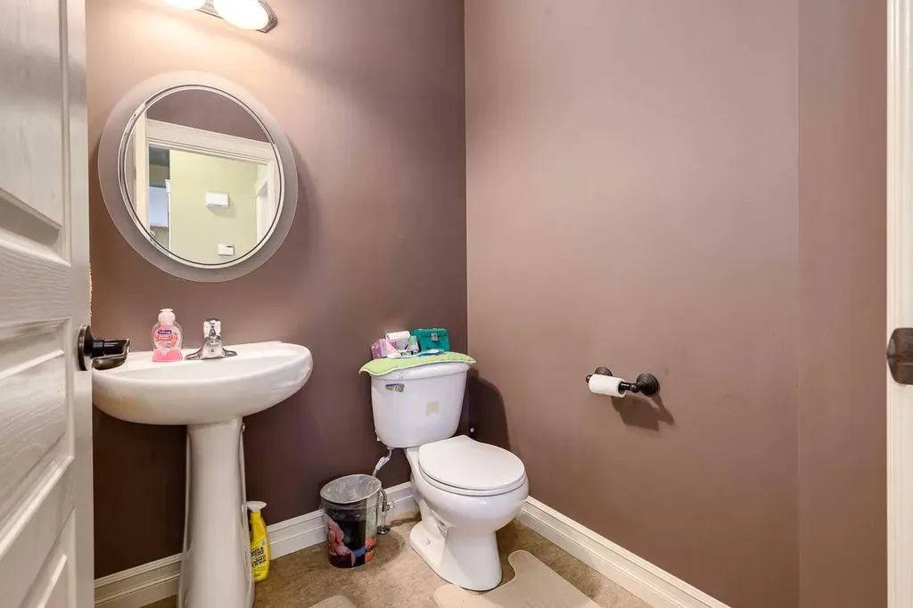 167 Addington Drive Red Deer AB T4R 3L2