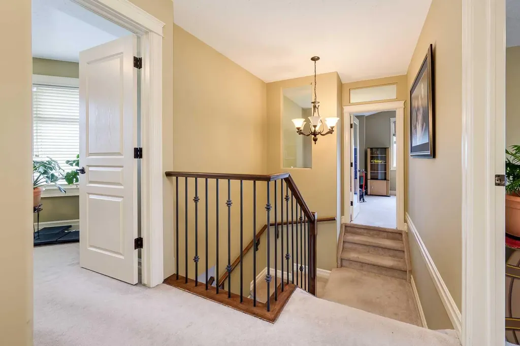 167 Addington Drive Red Deer AB T4R 3L2
