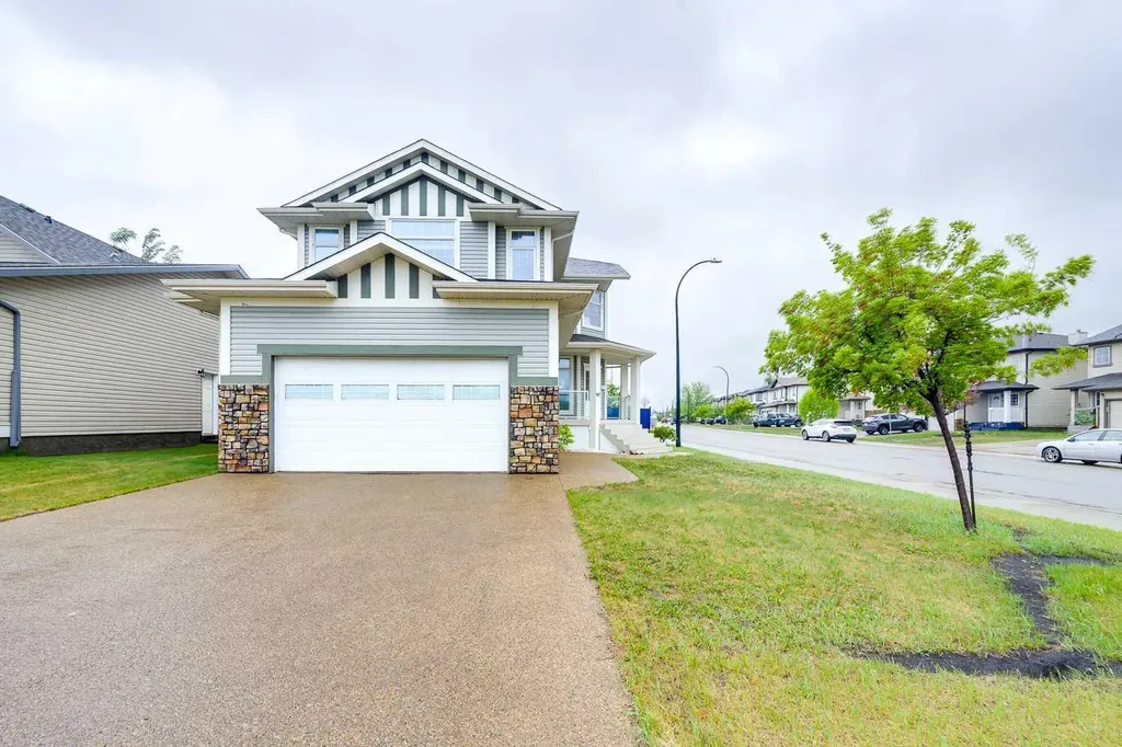 167 Addington Drive Red Deer AB T4R 3L2