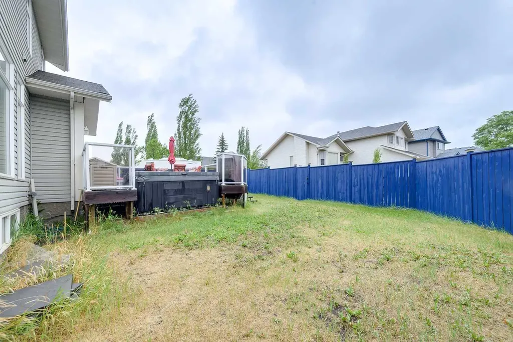 167 Addington Drive Red Deer AB T4R 3L2