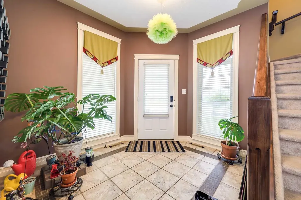 167 Addington Drive Red Deer AB T4R 3L2