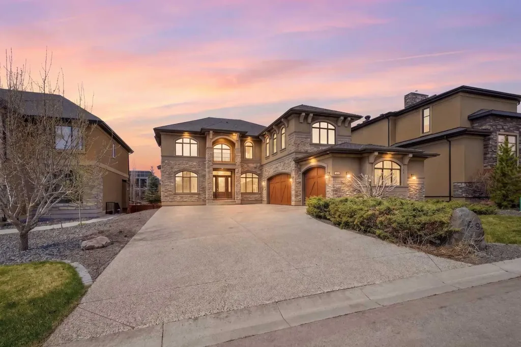 109 Aspen Ridge Place SW Calgary AB T3H0J6