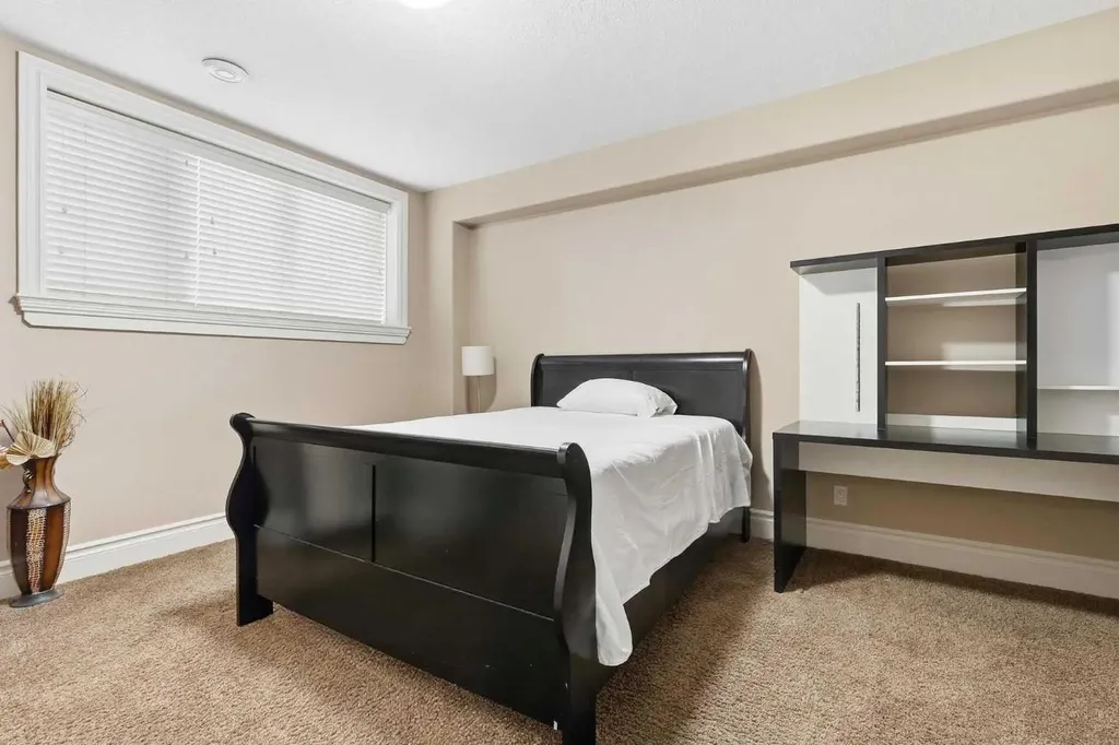 109 Aspen Ridge Place SW Calgary AB T3H0J6