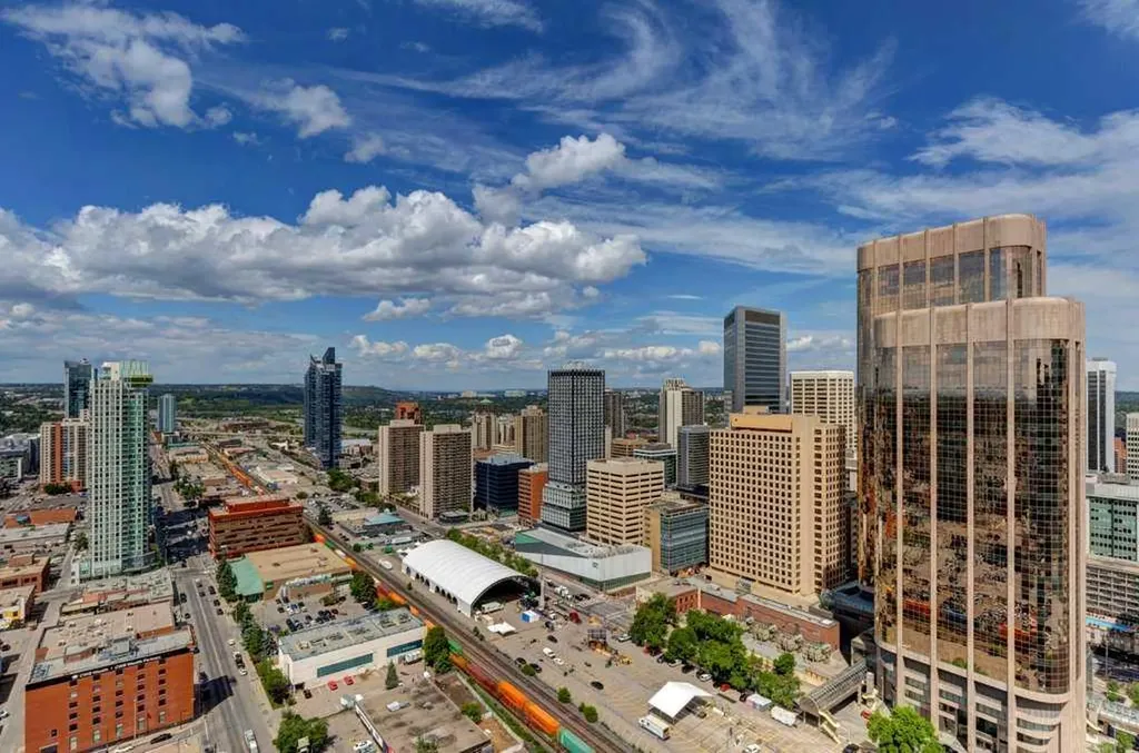 1010 6 Street SW Calgary AB T2R 1B4