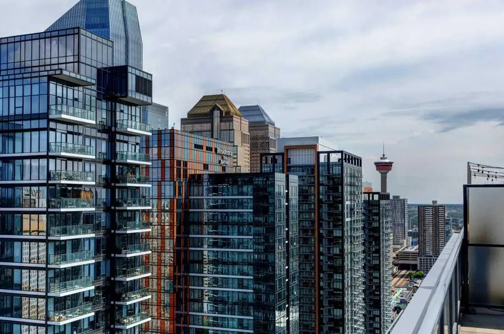 1010 6 Street SW Calgary AB T2R 1B4