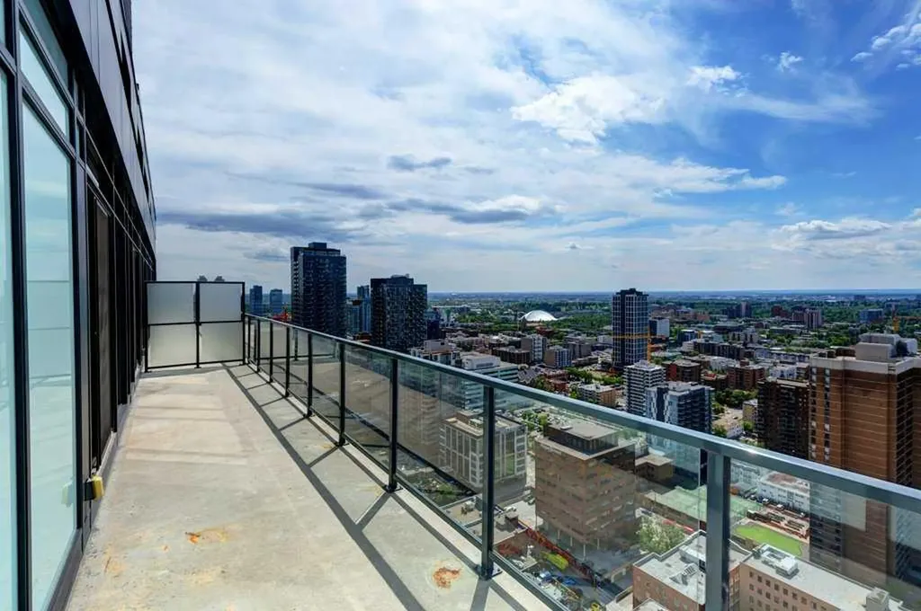 1010 6 Street SW Calgary AB T2R 1B4