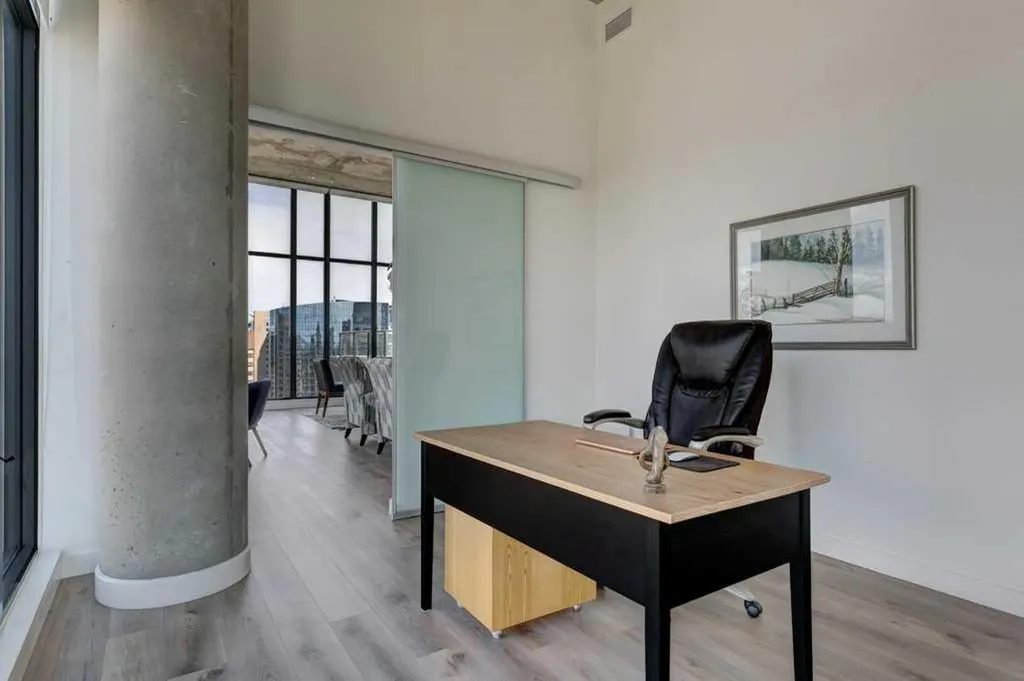 1010 6 Street SW Calgary AB T2R 1B4