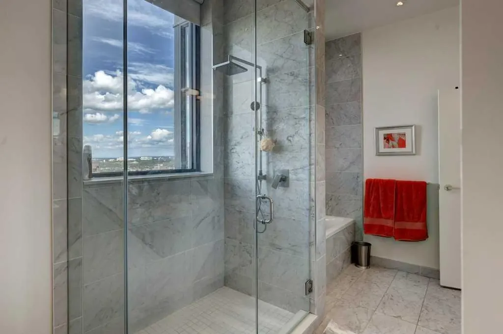 1010 6 Street SW Calgary AB T2R 1B4