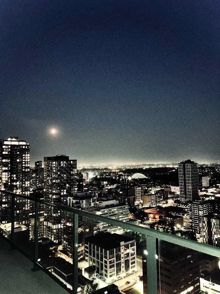 1010 6 Street SW Calgary AB T2R 1B4