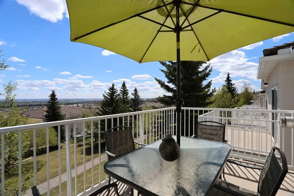 92 Hamptons Link NW Calgary AB T3A 5V9