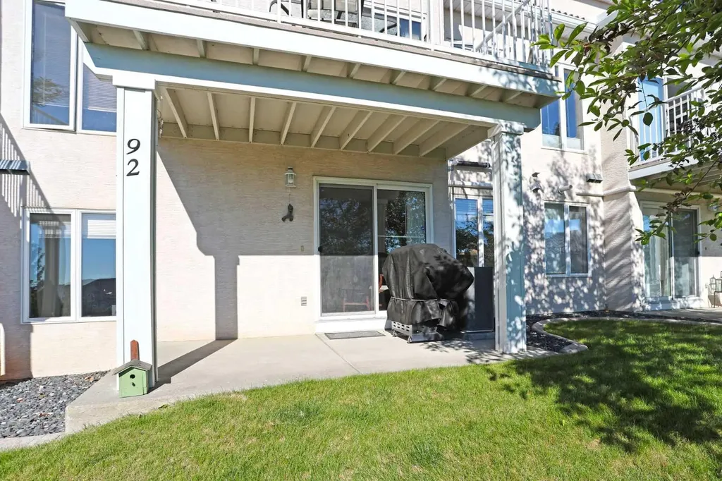 92 Hamptons Link NW Calgary AB T3A 5V9