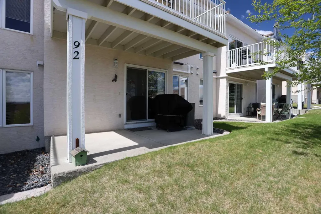 92 Hamptons Link NW Calgary AB T3A 5V9