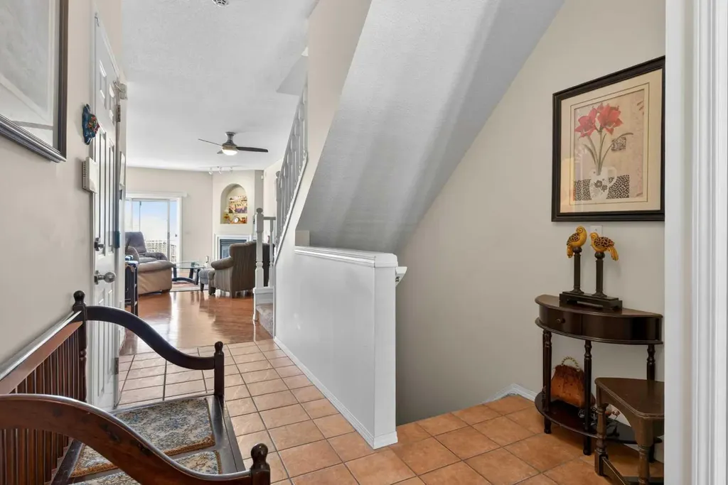 92 Hamptons Link NW Calgary AB T3A 5V9