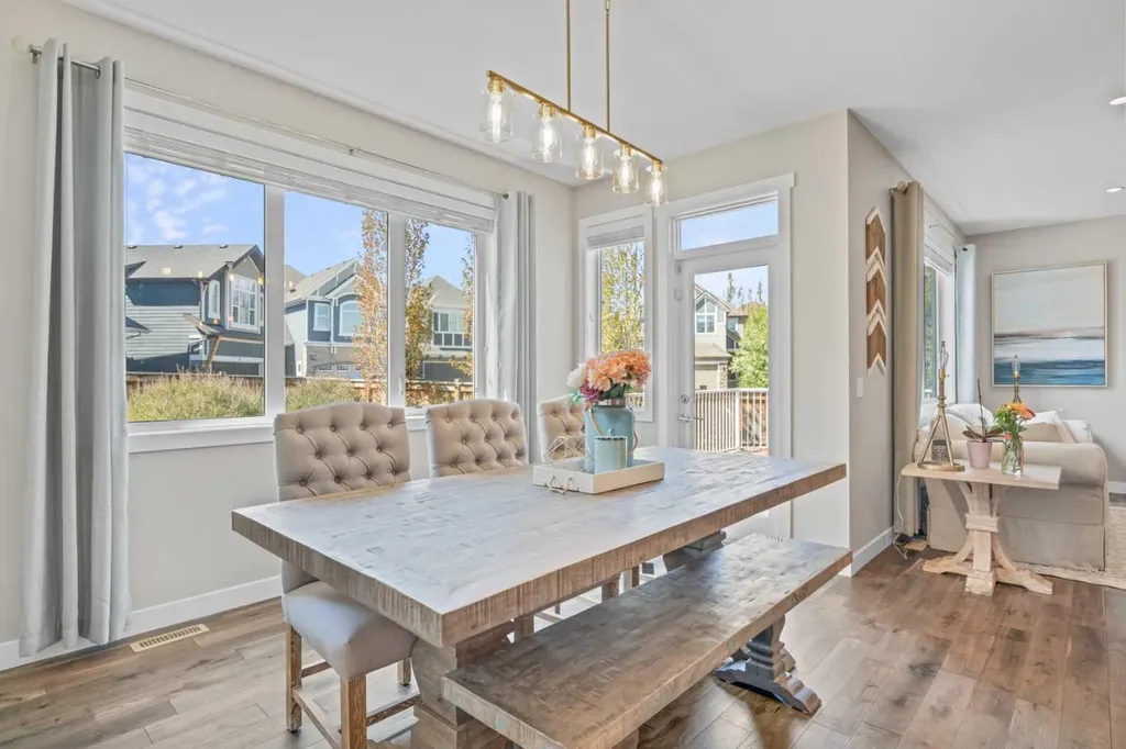 19 Masters Mews SE Calgary AB T3M 2B4