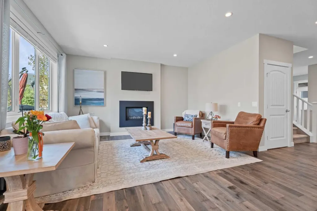 19 Masters Mews SE Calgary AB T3M 2B4