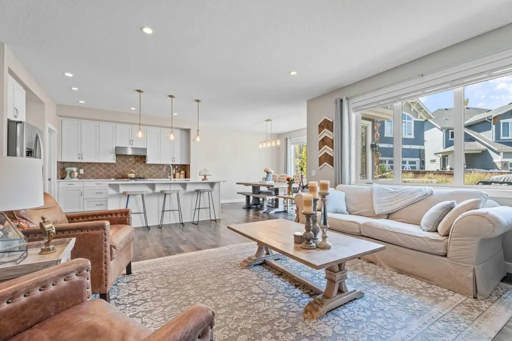 19 Masters Mews SE Calgary AB T3M 2B4