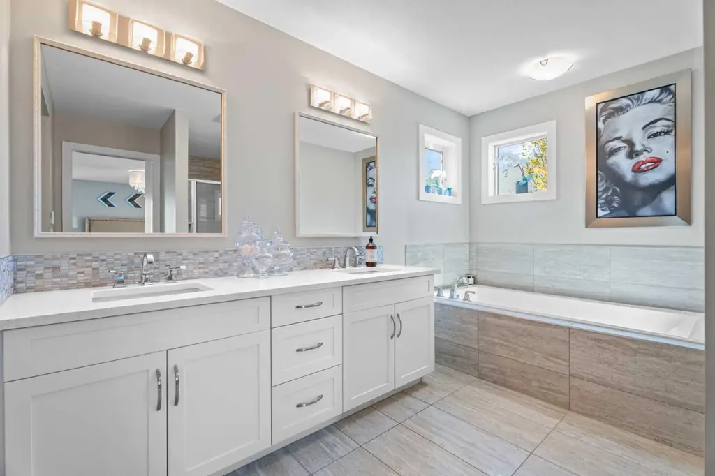 19 Masters Mews SE Calgary AB T3M 2B4