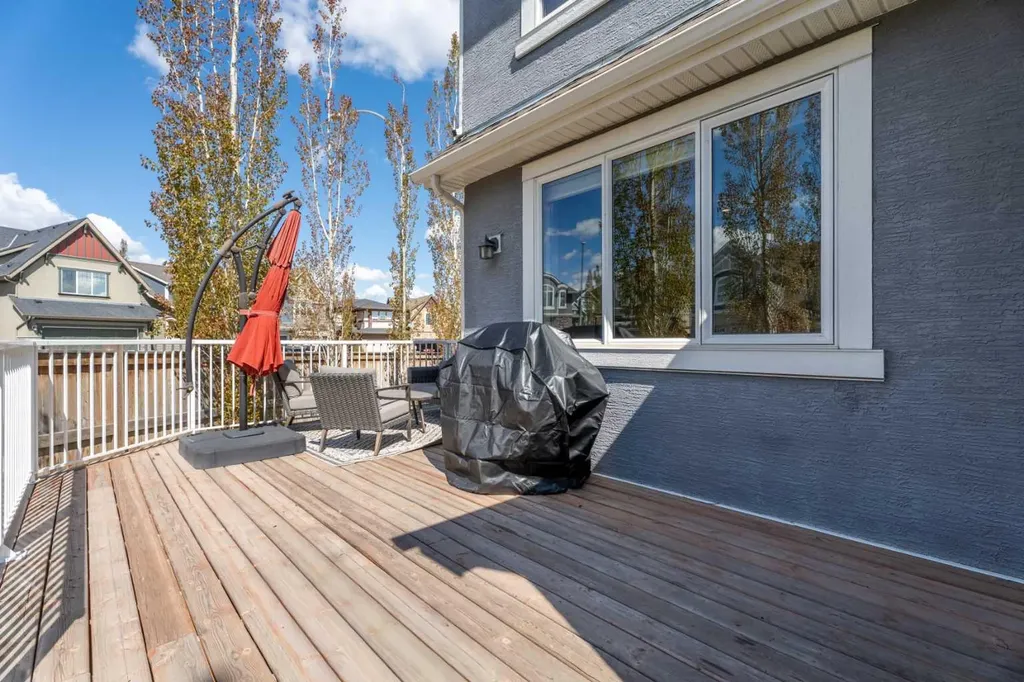 19 Masters Mews SE Calgary AB T3M 2B4