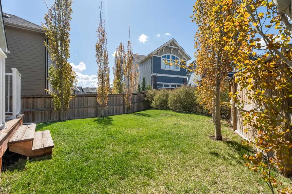19 Masters Mews SE Calgary AB T3M 2B4