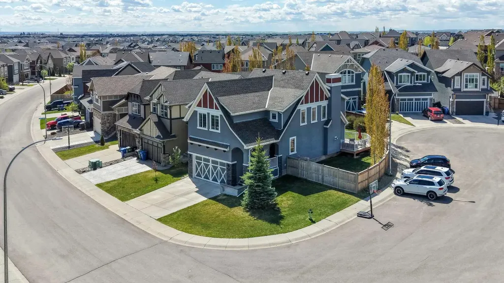 19 Masters Mews SE Calgary AB T3M 2B4
