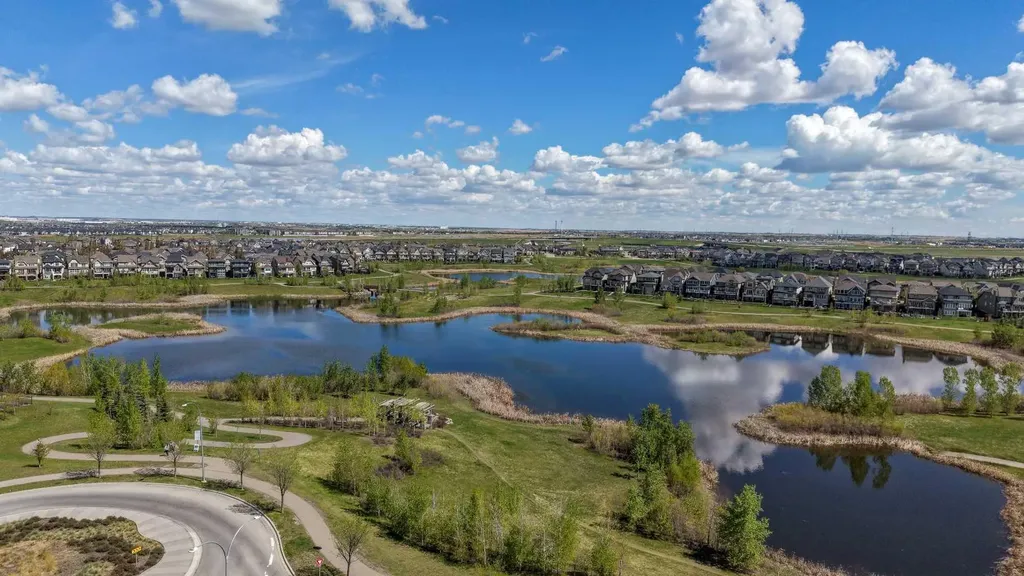 19 Masters Mews SE Calgary AB T3M 2B4