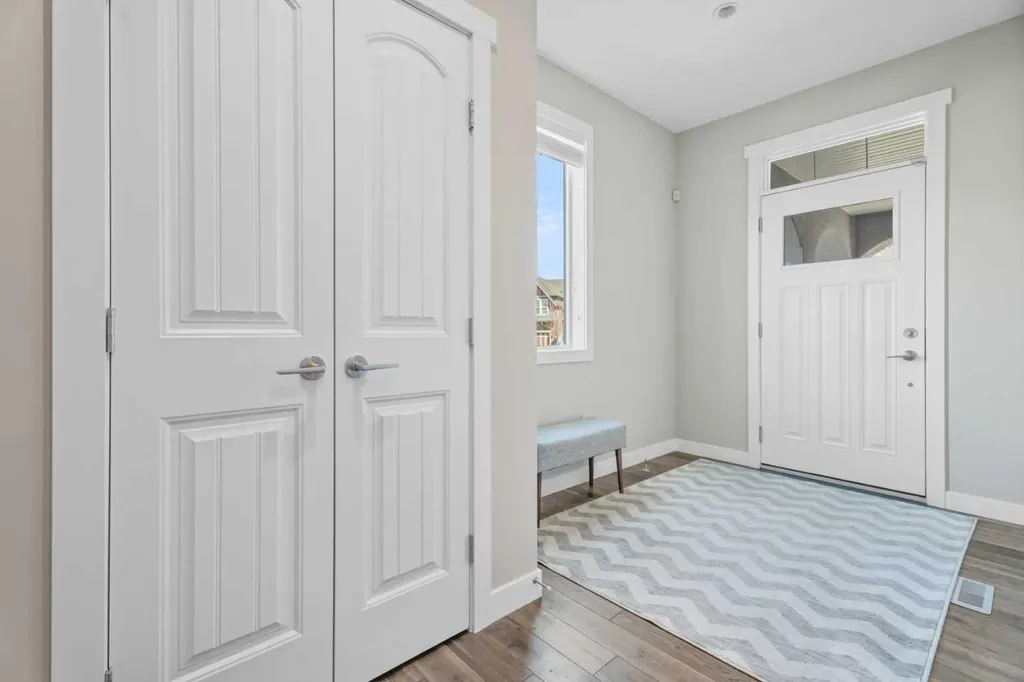 19 Masters Mews SE Calgary AB T3M 2B4