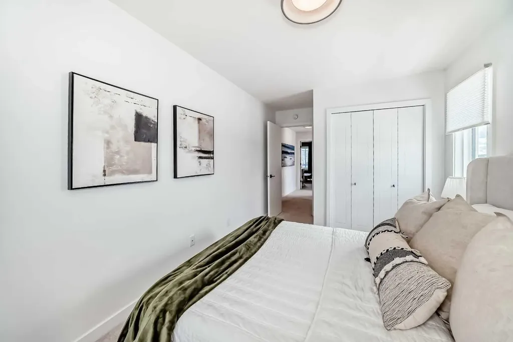 3 Agate Road Cochrane AB T4C 3B9