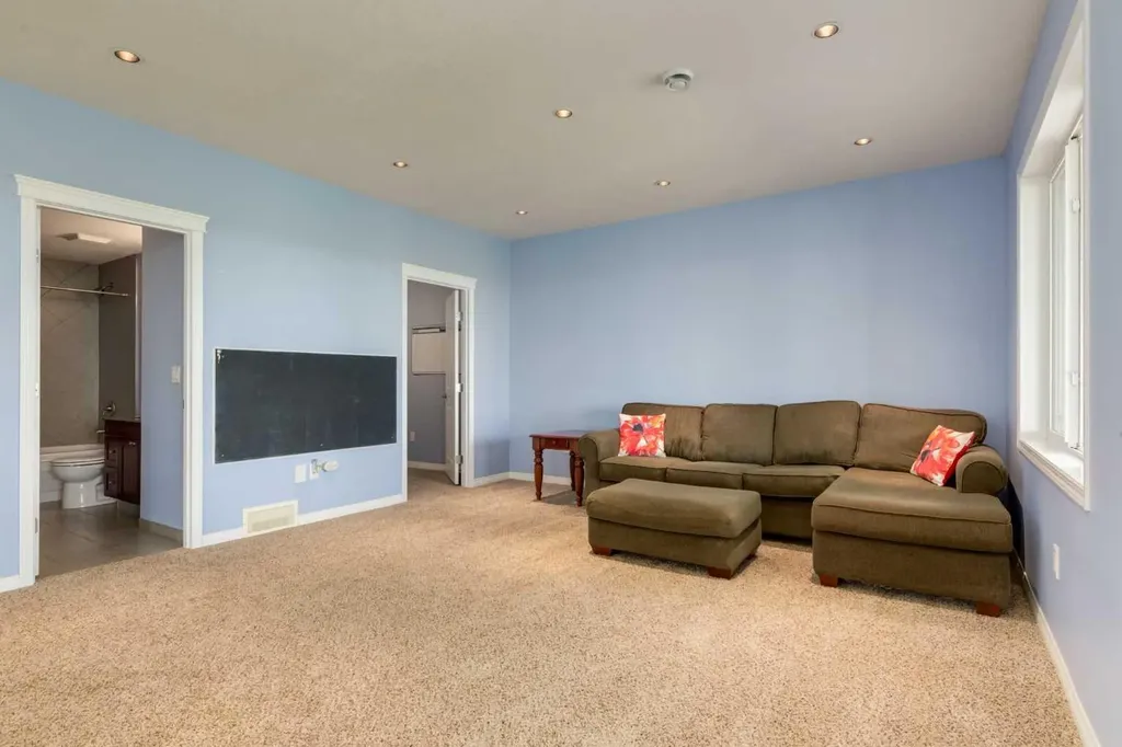 545 Boulder Creek Circle SE Langdon AB T0J 1X3