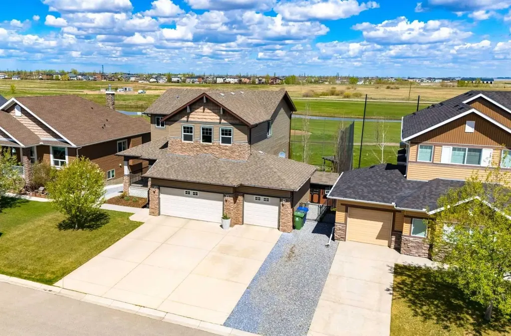 545 Boulder Creek Circle SE Langdon AB T0J 1X3