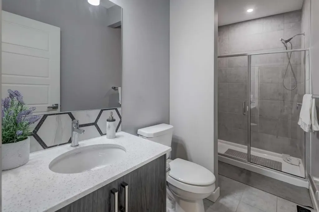 154 Amblehurst Way NW Calgary AB T3P 2A1