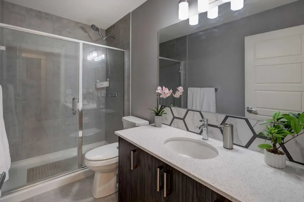 154 Amblehurst Way NW Calgary AB T3P 2A1