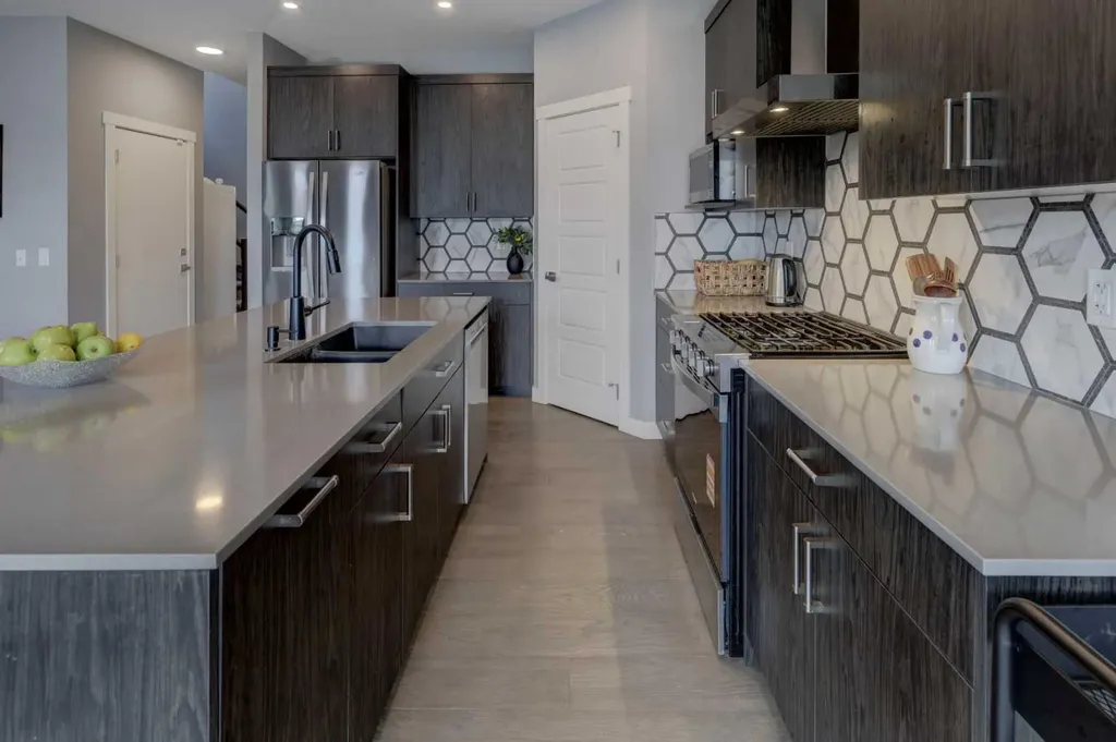 154 Amblehurst Way NW Calgary AB T3P 2A1