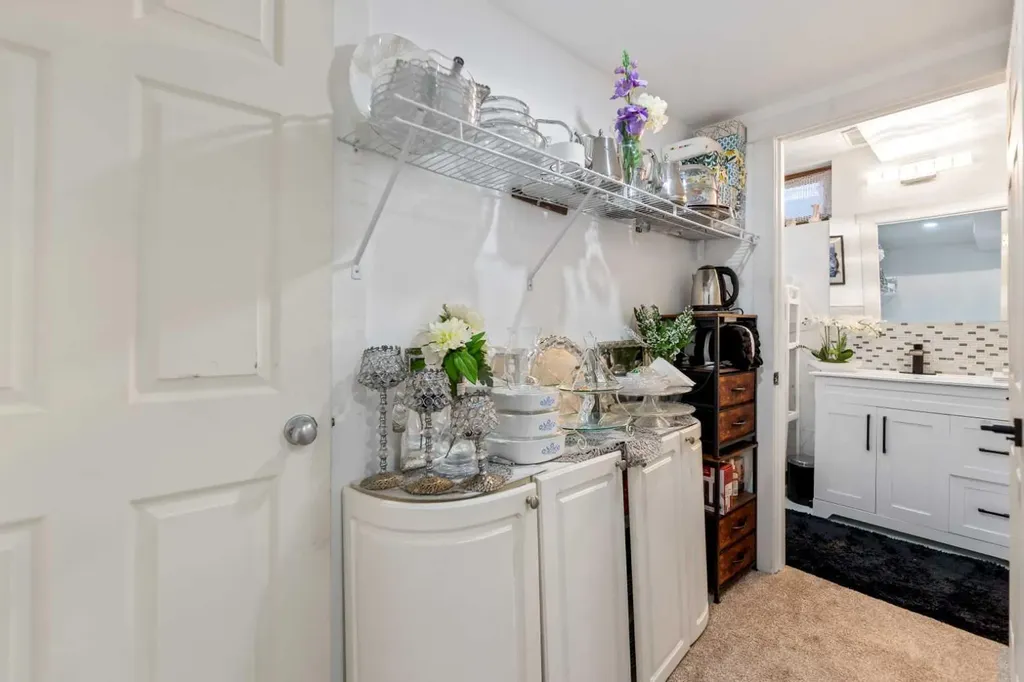 35 Templemont Drive NE Calgary AB T1Y 4Z5