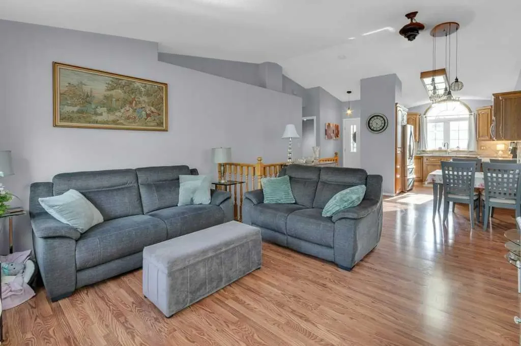 13A Westlynn Drive Claresholm AB T0L 0T0