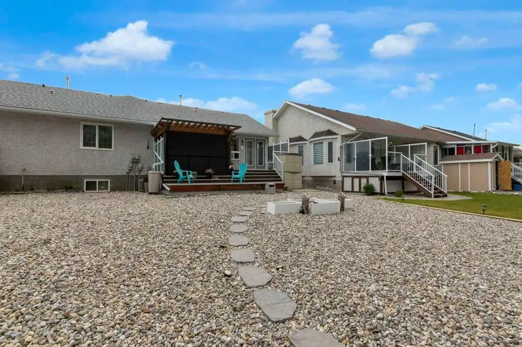 13A Westlynn Drive Claresholm AB T0L 0T0
