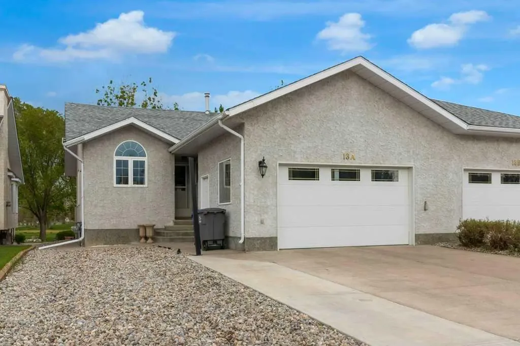 13A Westlynn Drive Claresholm AB T0L 0T0