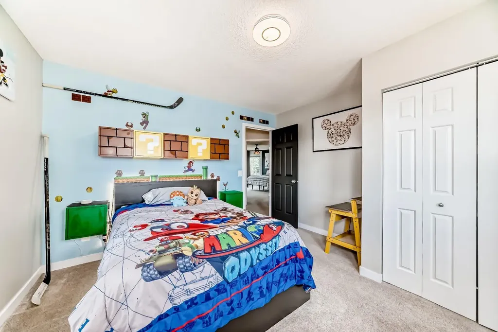 135 Crystalridge Court Okotoks AB T1S1X7