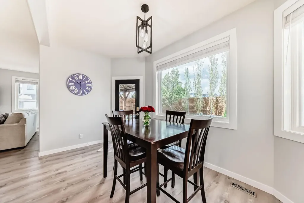 135 Crystalridge Court Okotoks AB T1S1X7