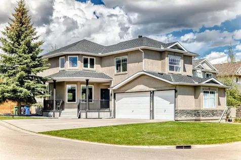 135 Crystalridge Court Okotoks AB T1S1X7