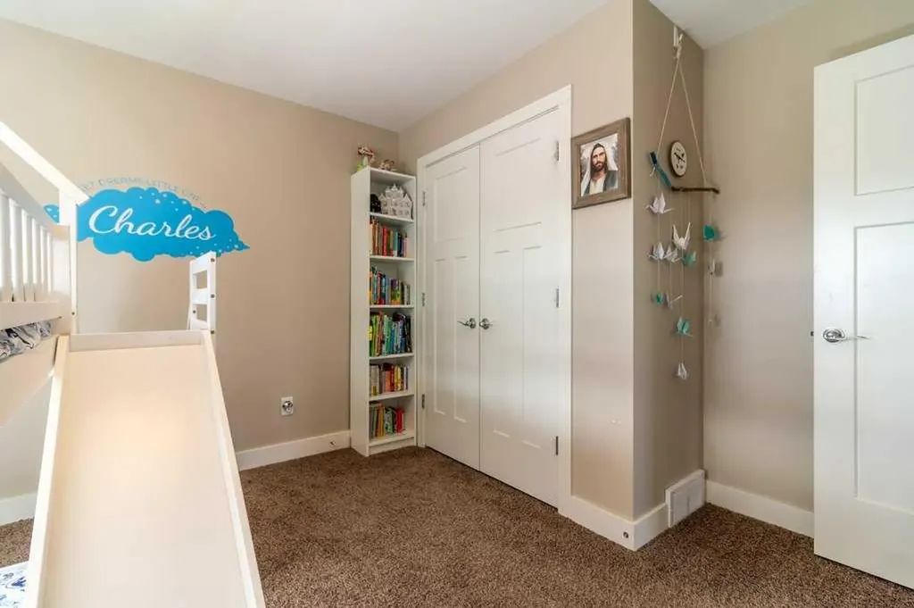 679 Keystone Chase W Lethbridge AB T1J5G2