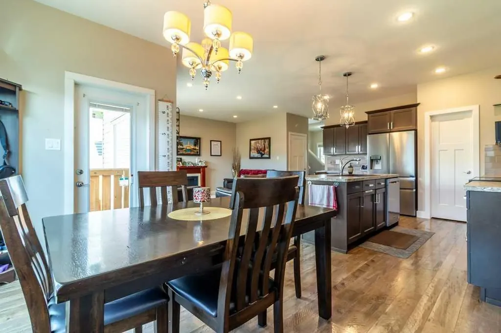 679 Keystone Chase W Lethbridge AB T1J5G2