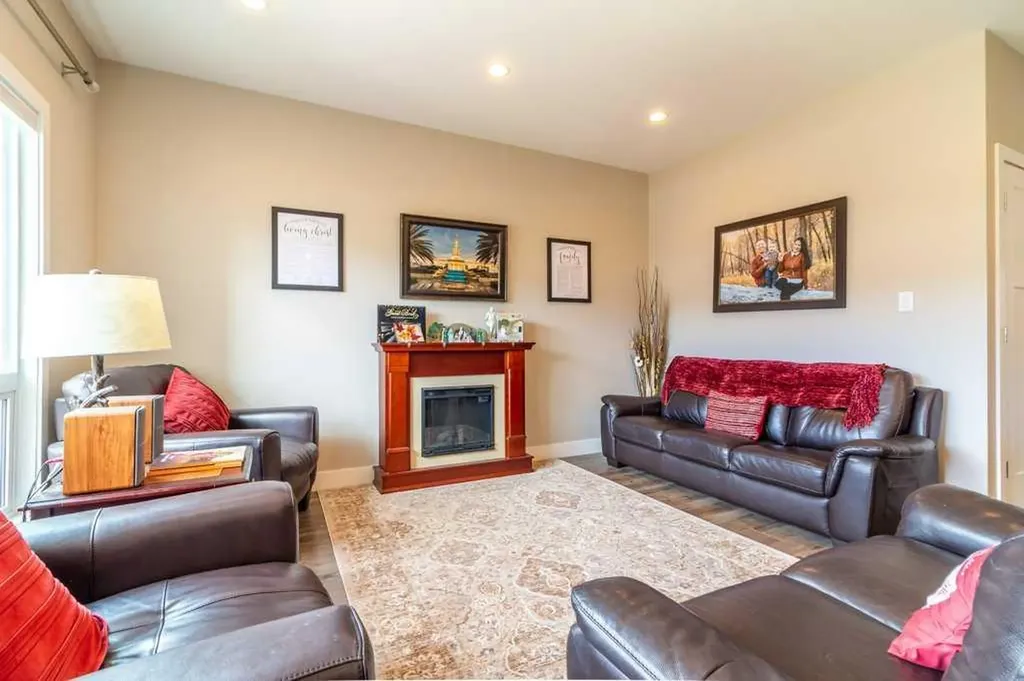 679 Keystone Chase W Lethbridge AB T1J5G2