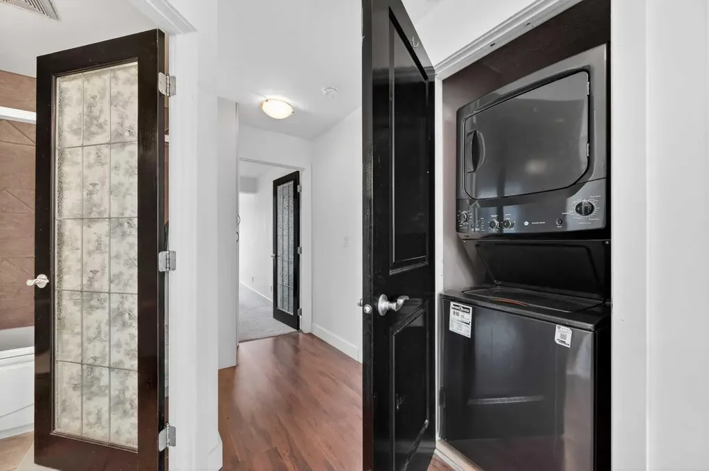 717 4a Street NE Calgary AB T2E 3W1
